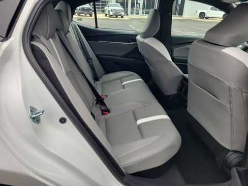 New 2026 Toyota Camry SE image 29