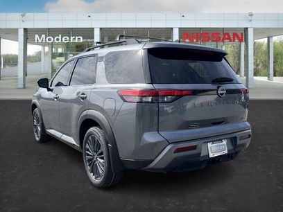 New 2026 Nissan Pathfinder SL