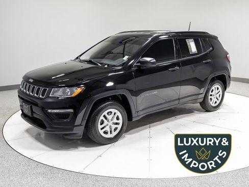Used 2018 Jeep Compass Sport FWD image 1