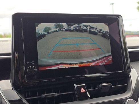 Used 2024 Toyota Corolla LE FWD image 30