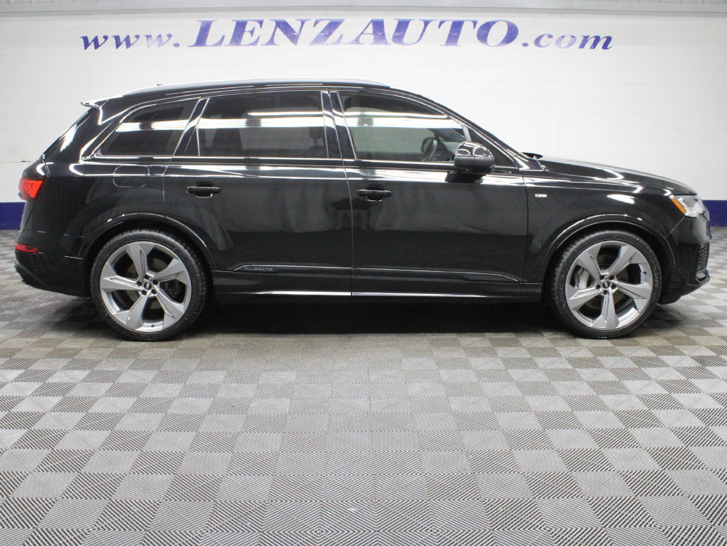 Used 2023 Audi Q7 AWD/4WD image 2