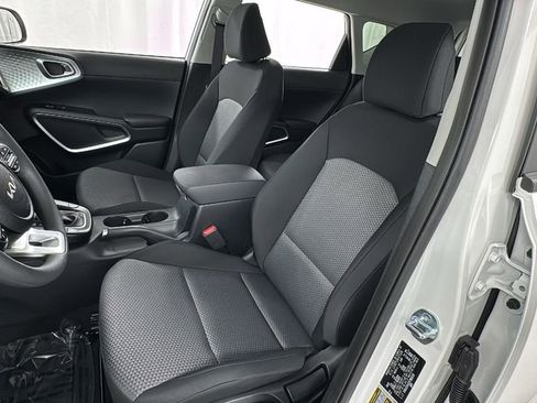 New 2025 Kia Soul LX image 10