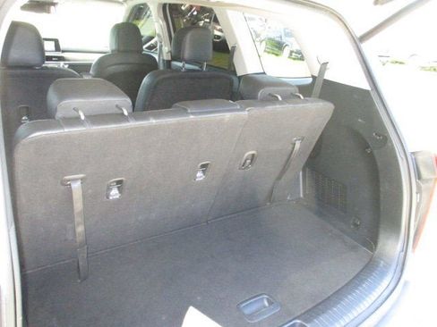 Used 2022 Kia Telluride EX w/ EX Premium Package image 11