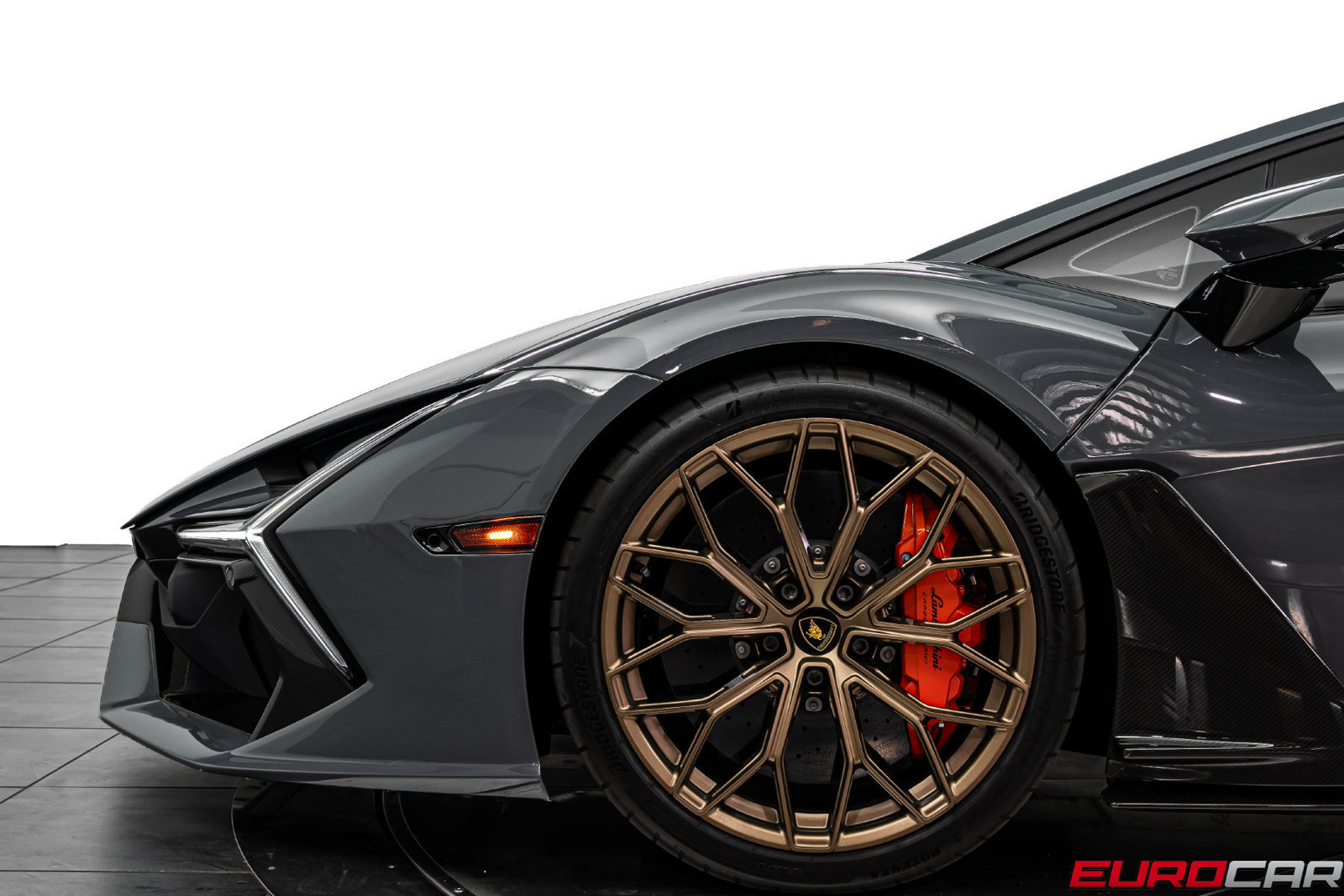 Used 2025 Lamborghini Revuelto AWD/4WD image 17
