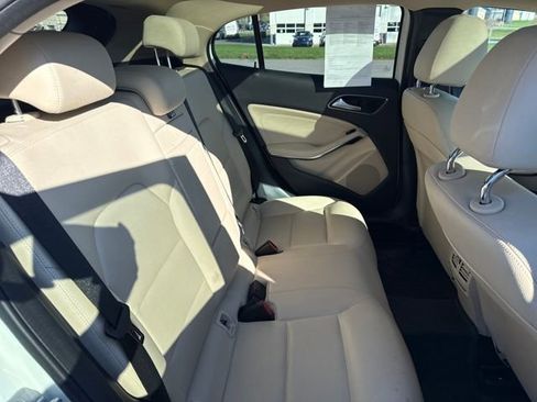 Used 2017 Mercedes-Benz GLA 250 4MATIC image 14