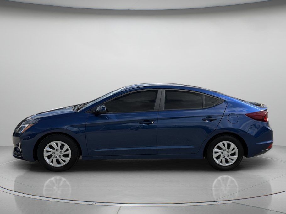Used 2020 Hyundai Elantra SE FWD image 5