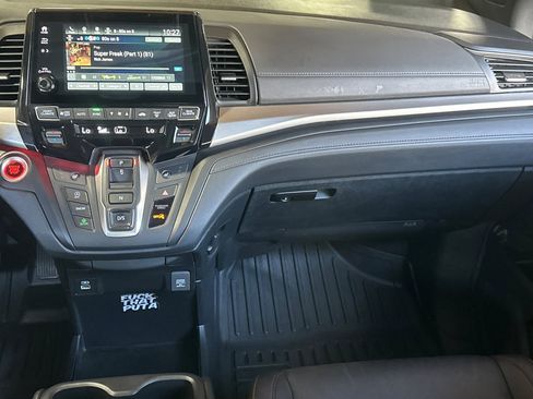 Used 2024 Honda Odyssey Sport image 29