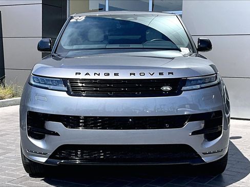 Certified 2025 Land Rover Range Rover Sport Dynamic SE image 2