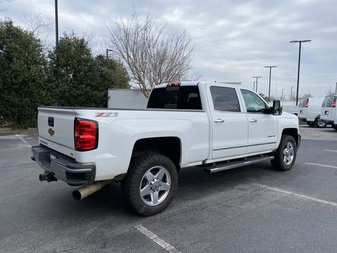 Used 2015 Chevrolet Silverado 2500 LTZ w/ Duramax Plus Package image 9