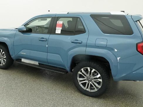 New 2026 Toyota 4Runner Limited AWD/4WD image 4