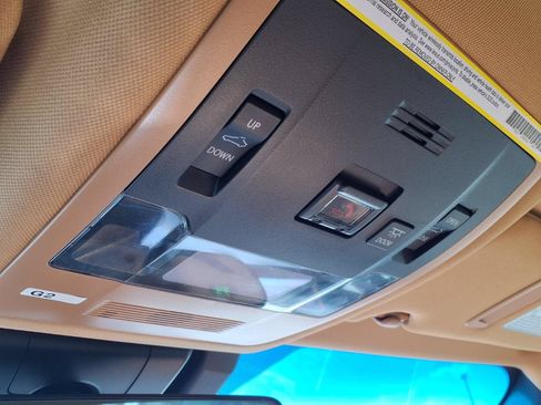 Used 2022 Lexus ES 350 w/ Premium Package FWD image 21