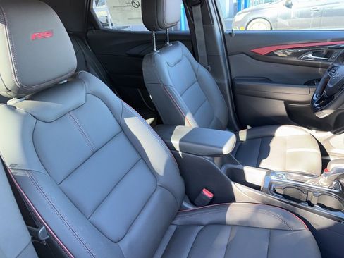 New 2025 Chevrolet TrailBlazer RS w/ Convenience Package image 9