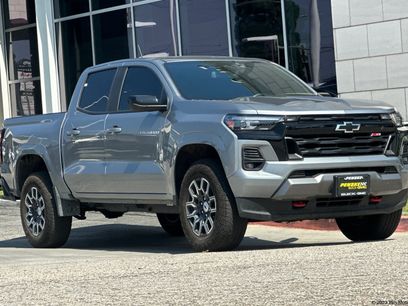 Used 2023 Chevrolet Colorado Z71 w/ Z71 Convenience Package 2