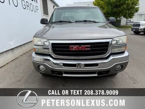 Used 2006 GMC Sierra 1500 SLE w/ Light Duty Power Package AWD/4WD image 9