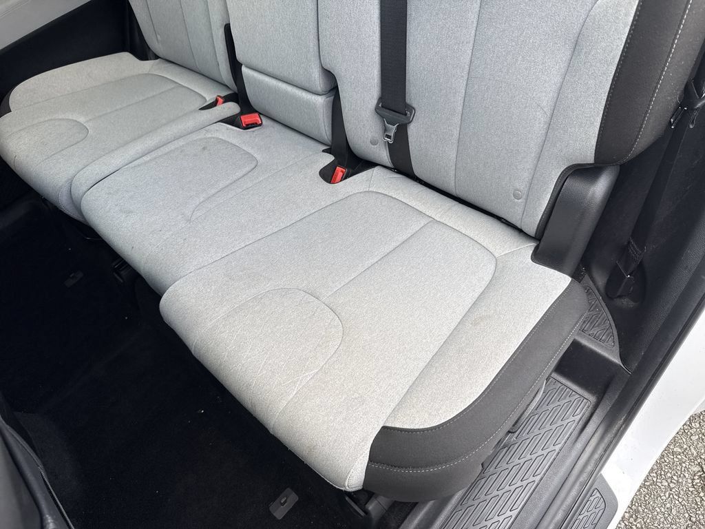 Used 2020 Hyundai Palisade SE FWD image 29