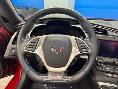 Used 2015 Chevrolet Corvette Z06 w/ 3LZ Preferred Equipment Group RWD image 19