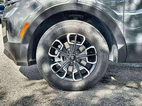 Used 2022 Hyundai Santa Cruz SEL image 14