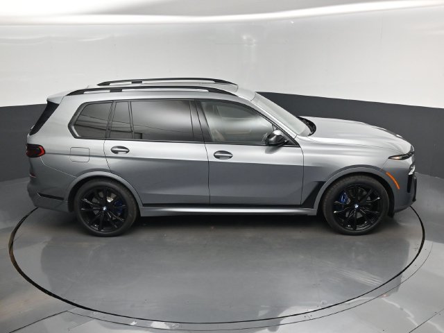 Used 2025 BMW X7 M60i w/ Executive Package AWD/4WD image 13