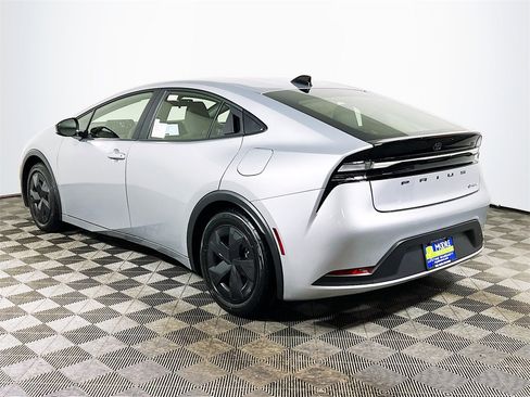 New 2026 Toyota Prius Plug-In Hybrid image 6