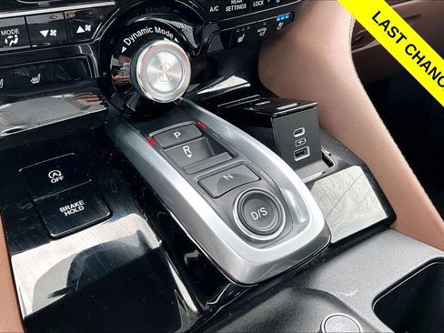 Certified 2024 Acura MDX SH-AWD w/ Advance Package image 32