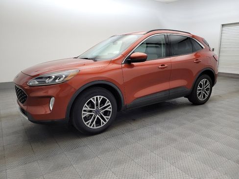 Used 2020 Ford Escape SEL image 2