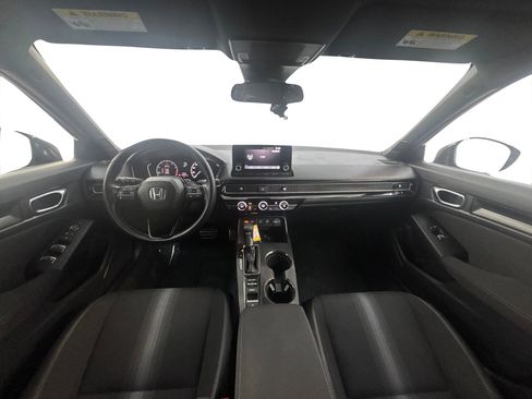 Used 2025 Honda Civic Sport image 17