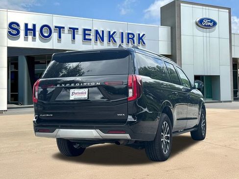 Used 2025 Ford Expedition Max Platinum AWD/4WD image 8