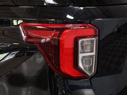 Used 2023 Ford Explorer ST w/ Equipment Group 401A AWD/4WD image 15