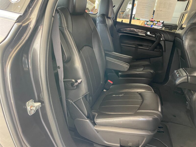 Used 2015 Buick Enclave Leather AWD/4WD image 18