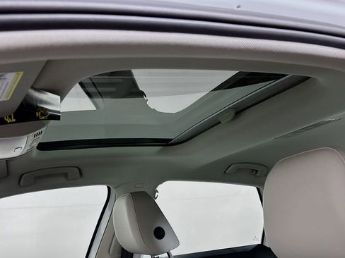 New 2025 Volkswagen Jetta SE image 18