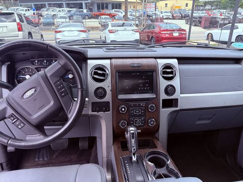 Used 2013 Ford F150 Lariat w/ Luxury Equipment Group RWD image 11
