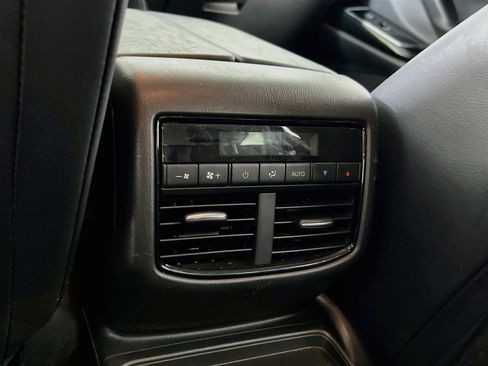 Used 2023 MAZDA CX-9 Touring AWD/4WD image 25