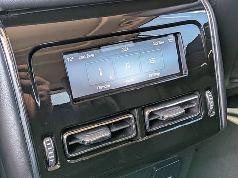 Used 2023 Lincoln Aviator Reserve AWD/4WD image 21