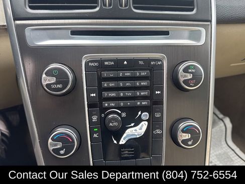 Used 2015 Volvo XC60 T6 image 22