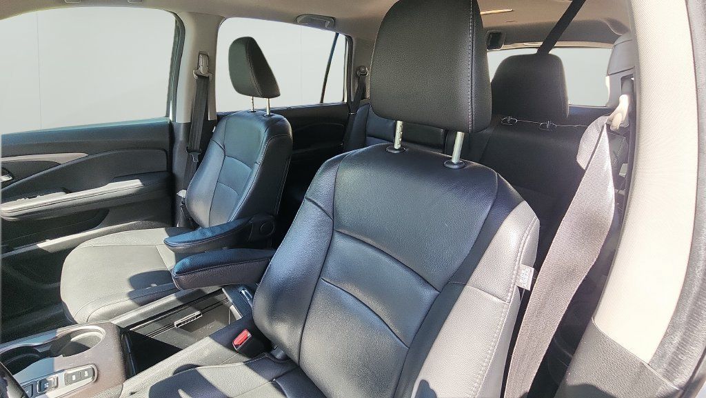 Used 2021 Honda Pilot Special Edition image 12
