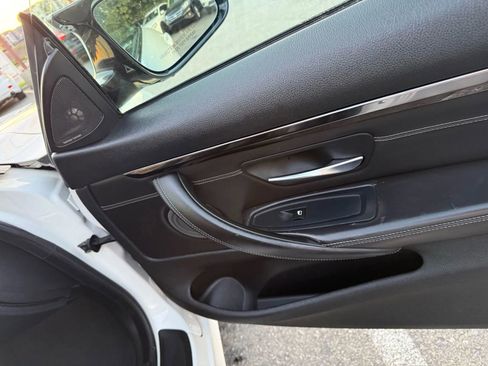 Used 2017 BMW M4 Coupe image 24