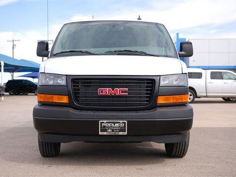New 2025 GMC Savana 3500 LS image 9