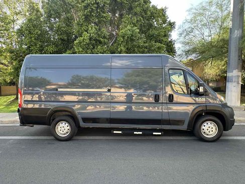 Used 2019 RAM ProMaster 3500 FWD image 9