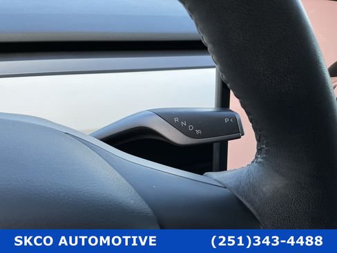 Used 2022 Tesla Model Y Performance AWD/4WD image 23