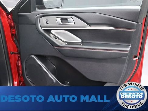 Certified 2025 Ford Explorer ST AWD/4WD image 11