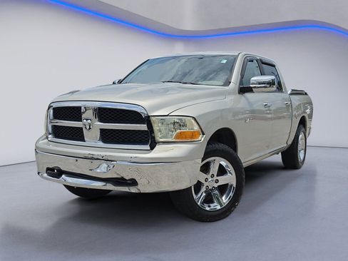 Used 2010 Dodge Ram 1500 Truck SLT w/ Remote Start & Security Group RWD image 2