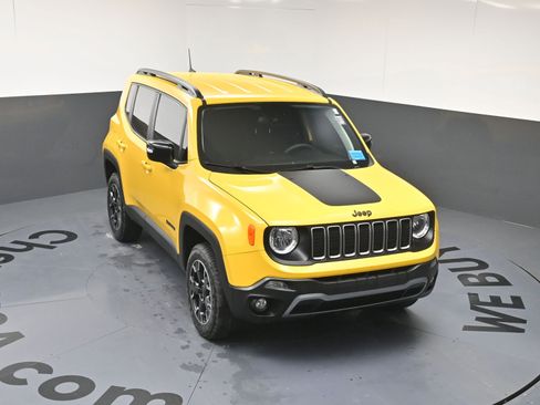 Used 2023 Jeep Renegade Latitude image 38