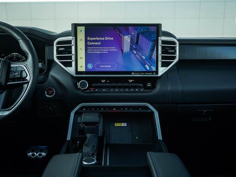 New 2024 Toyota Tundra Limited AWD/4WD image 15
