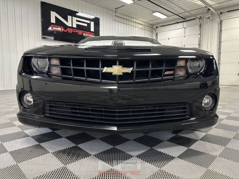 Used 2010 Chevrolet Camaro SS w/ RS Package RWD image 14