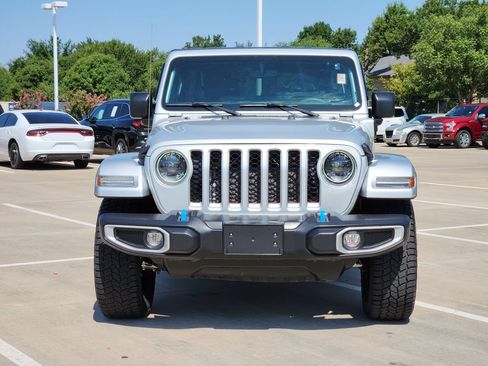 Used 2023 Jeep Wrangler Unlimited Sahara AWD/4WD image 2