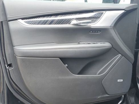 Certified 2023 Cadillac XT6 Premium Luxury w/ Technology Package AWD/4WD image 22