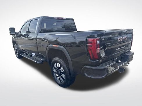 New 2026 GMC Sierra 2500 Denali w/ Denali Reserve Package image 3