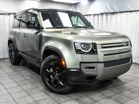 Used 2021 Land Rover Defender 110 X-Dynamic SE image 3