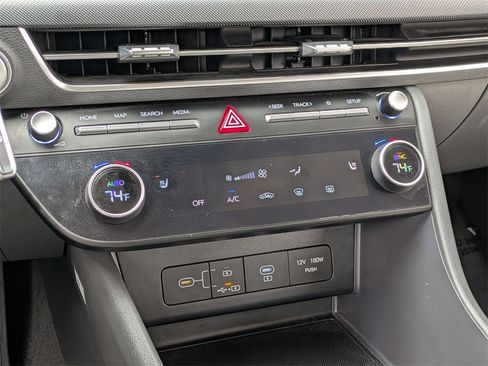 Used 2025 Hyundai Sonata SEL image 17