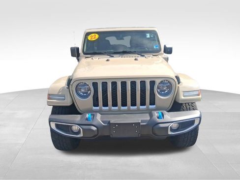 Used 2022 Jeep Wrangler Unlimited Sahara w/ Cold Weather Group AWD/4WD image 3